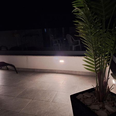 Apartments Nina Brist Exterior foto