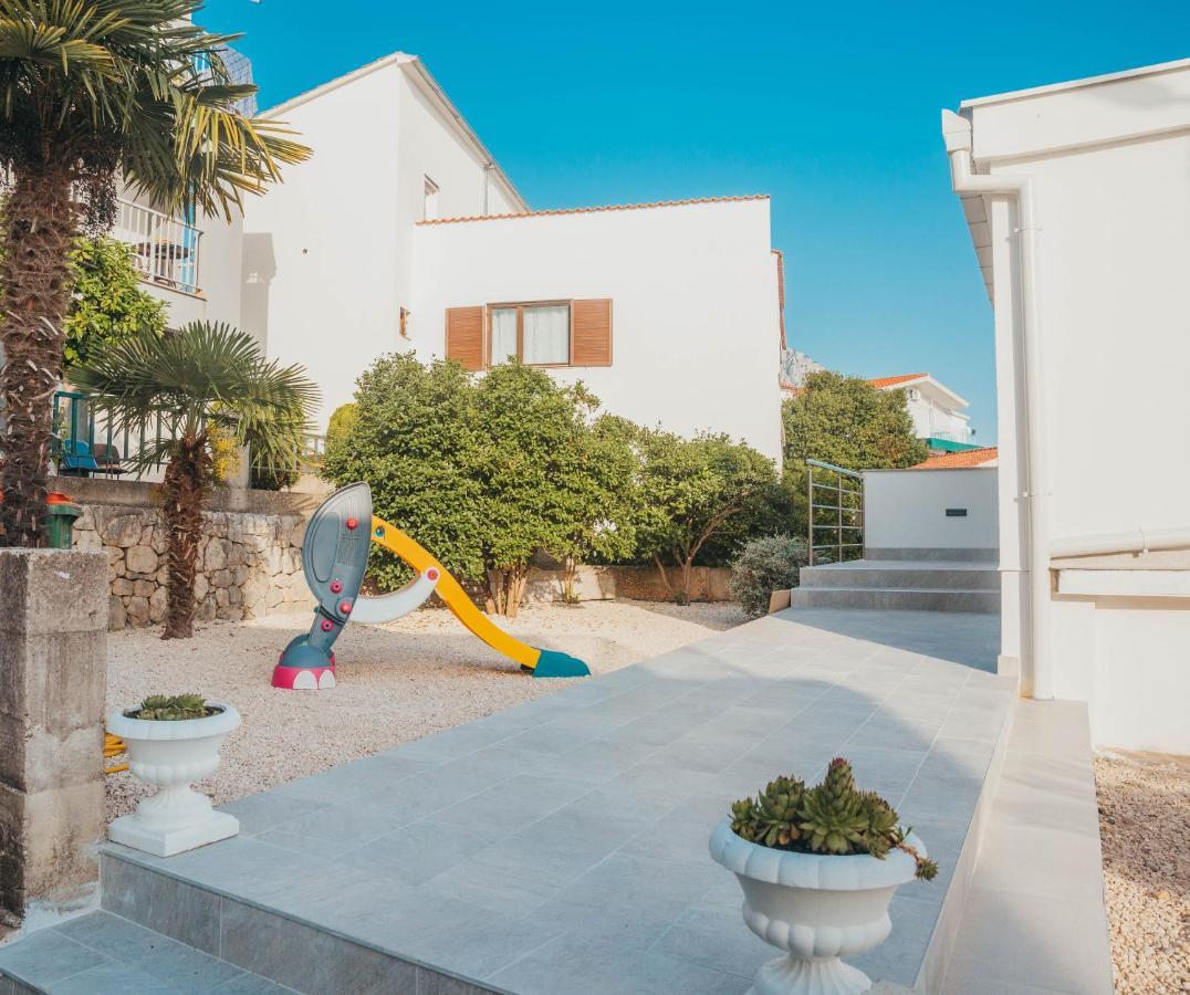 Apartments Nina Brist Exterior foto
